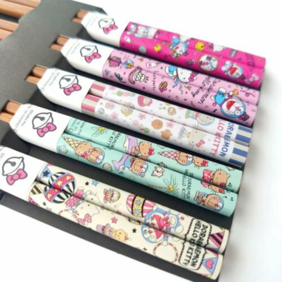 Chopsticks - Sanrio Hello Kitty & Doraemon 5-in-1 Set