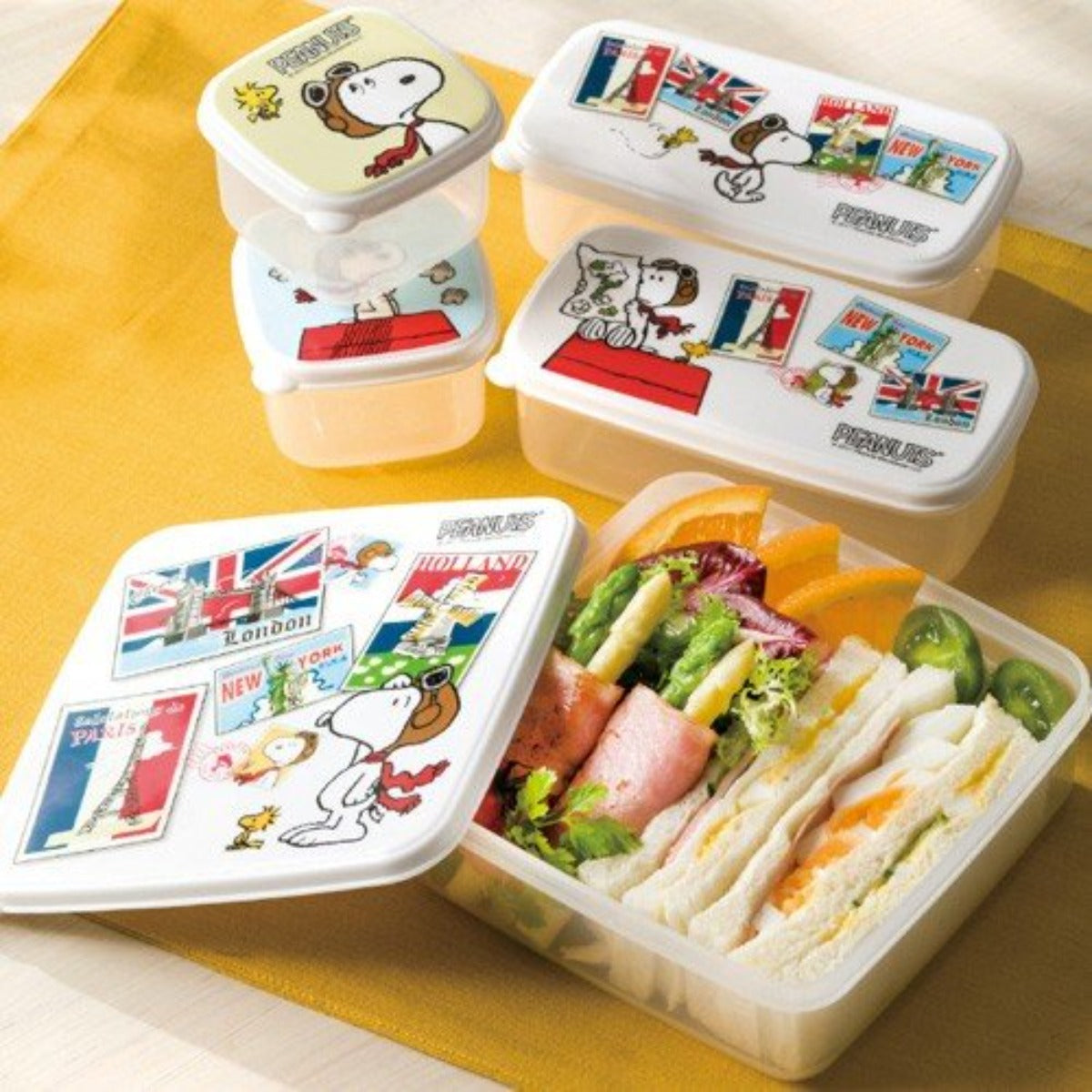 Snoopy  Food Container Set Fly 4in1A